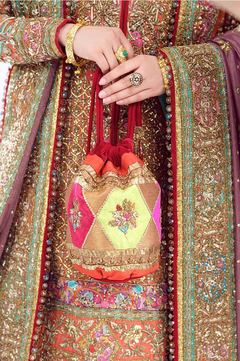 Fahad Hussayn E-Storepk Ghurmani