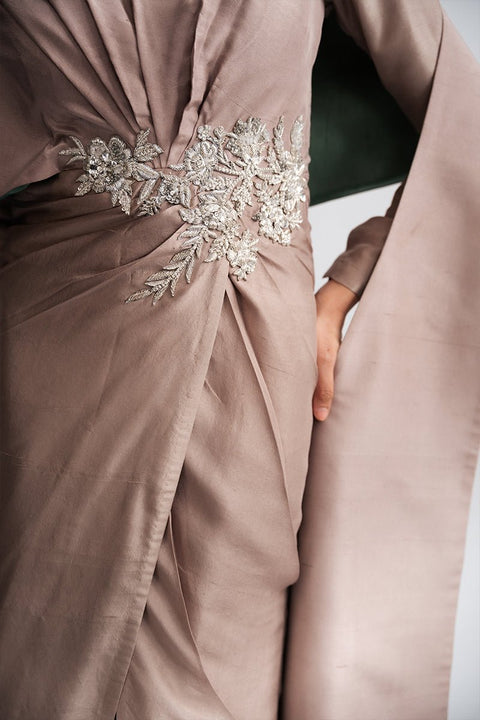 Fahad Hussayn E-Storepk Icon with Amna Babar Beige / Silk / Western SHASTRA
