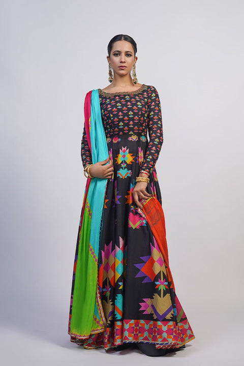 Fahad Hussayn E-Storepk Lawnsoon VALKARA