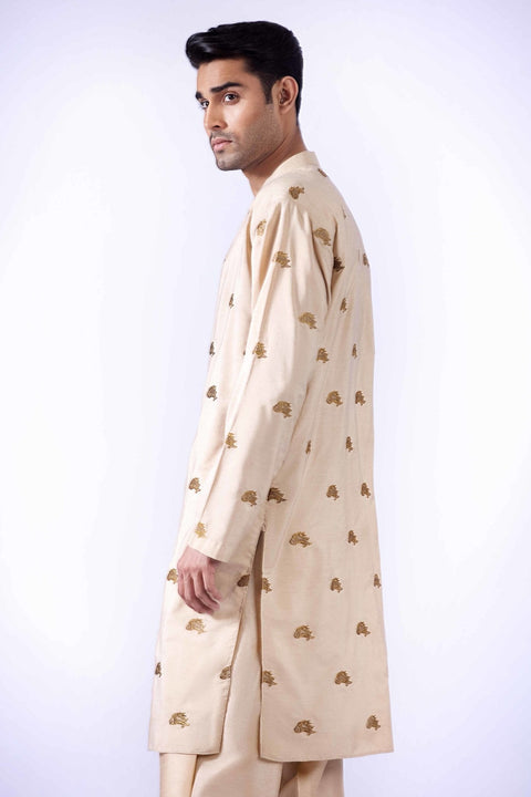 Fahad Hussayn E-Storepk MAAGHA