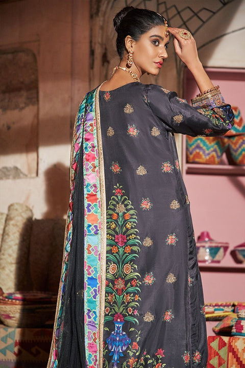 KAAVIA - A - Fahad Hussayn E - Storepk