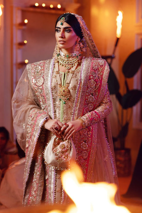 MULTAN MAHAL - Fahad Hussayn E - Storepk